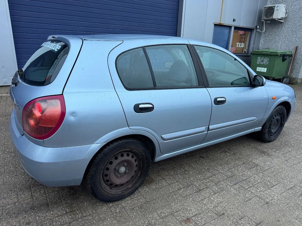 Nissan Almera **5DOORS-AIRCO-BELGIAN CAR**