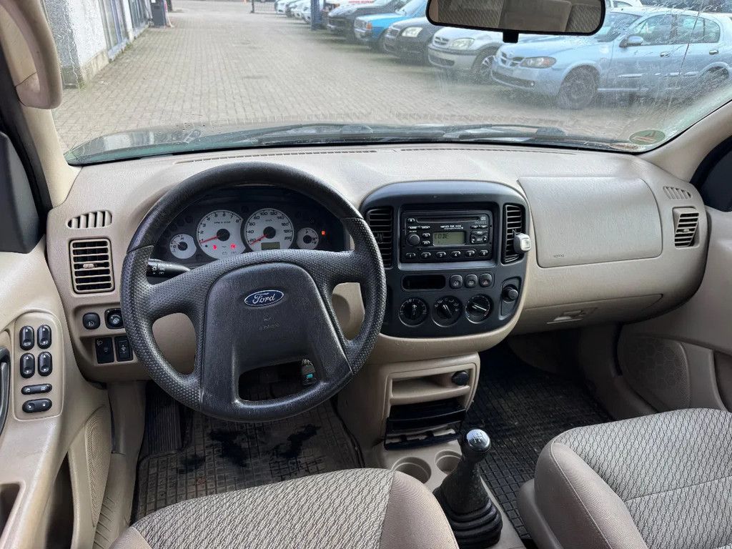 Ford Maverick **2.0PETROL-4X4-AIRCO**