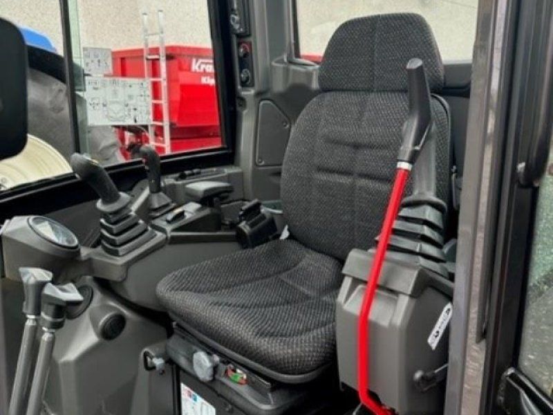 New Holland E22D CAB AG