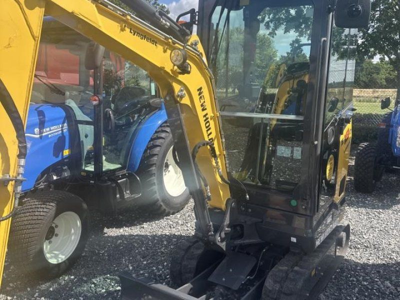 New Holland E19D CAB AG