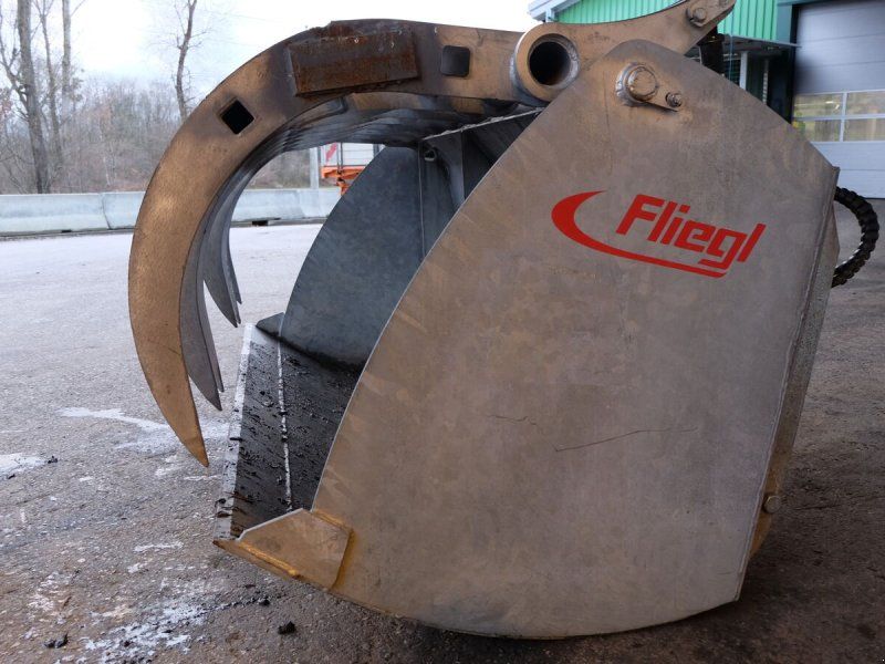 Fliegl Silogreifschaufel