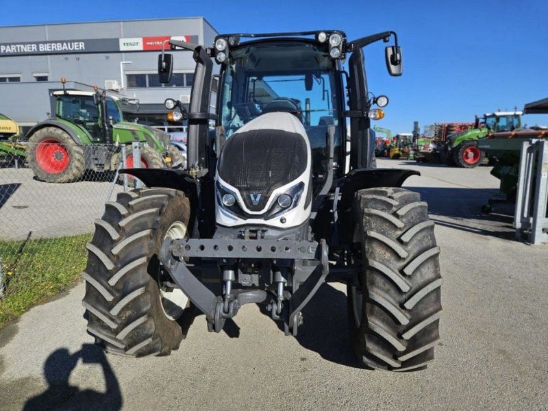 Valtra G135 VERSU