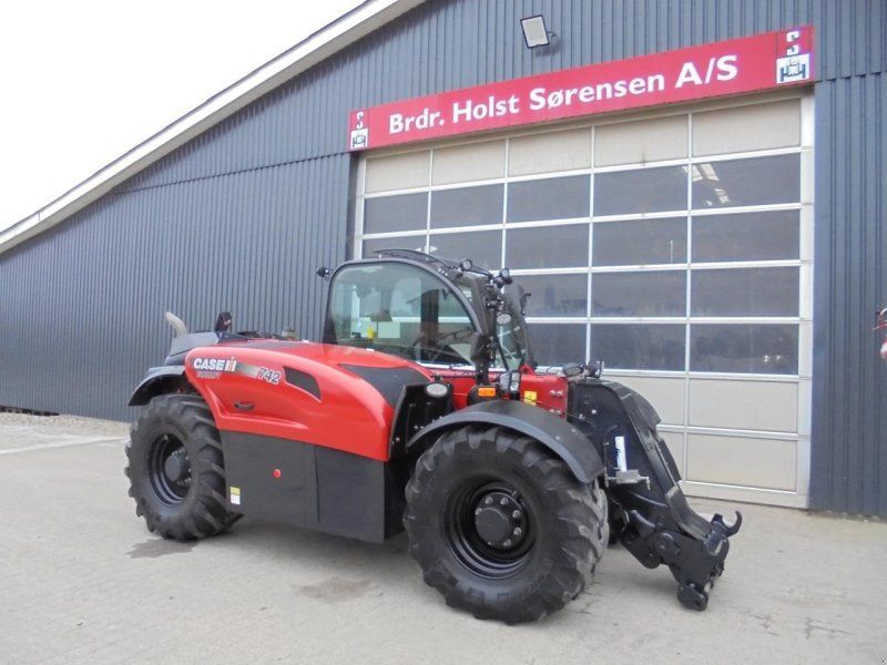 Case IH FARMLIFT 742