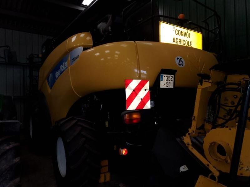 New Holland CR9080