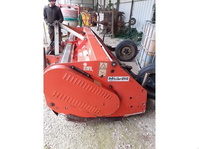 Kuhn RM320YP