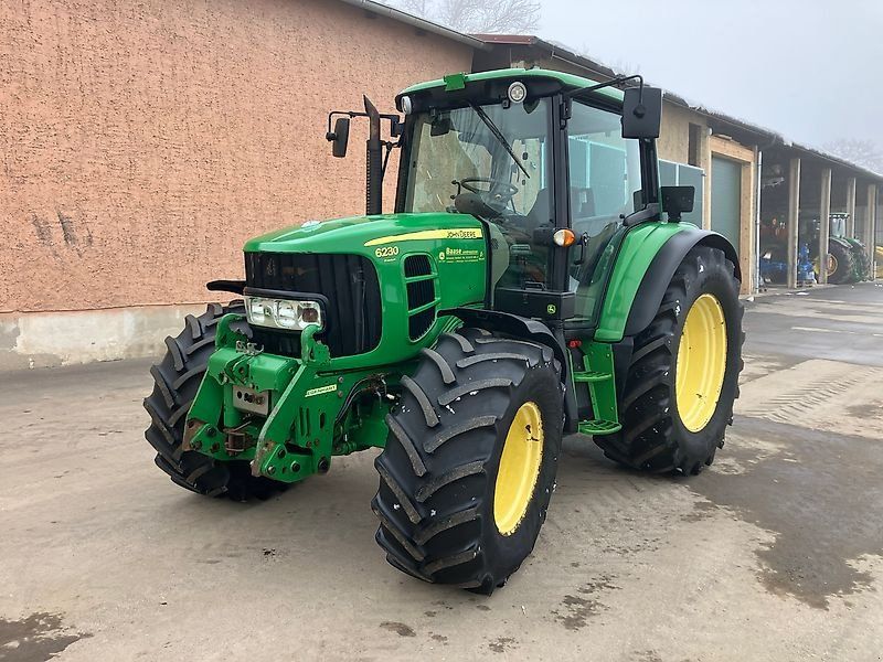 John Deere 6230 Premium *Auto Quad*