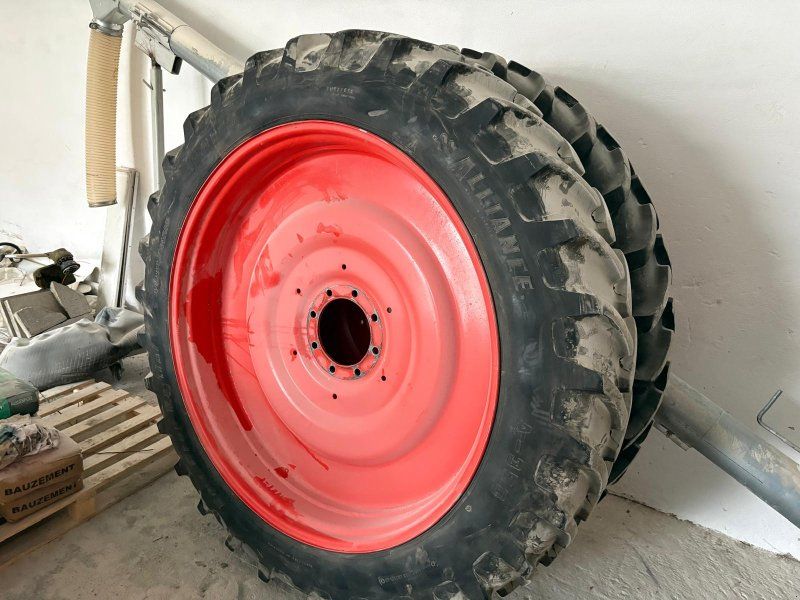 Alliance 11.2 R36 + 13.6 R48