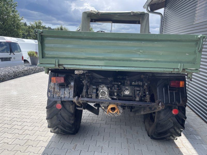 Mercedes-Benz Unimog 406 Cabrio im Sammlerzustand