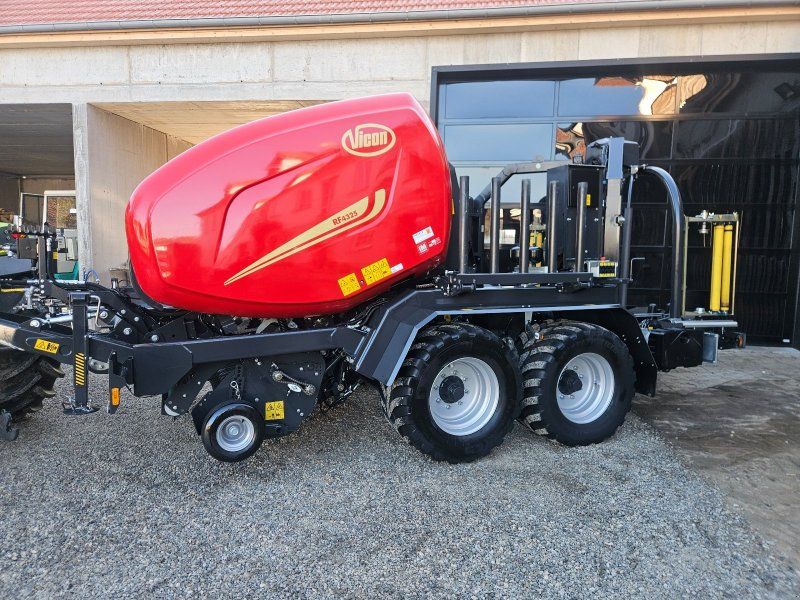 Vicon RF 4325 mit Göweil 5050