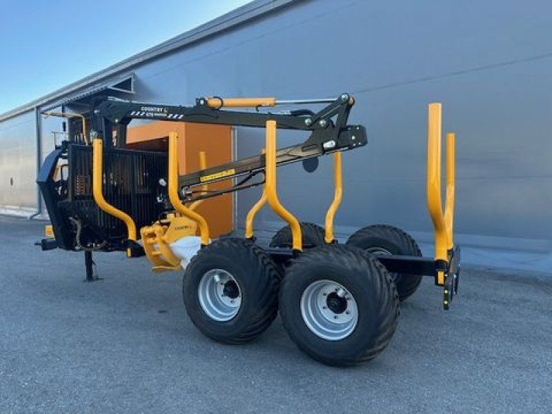 Country Rückewagen 70S mit Kran 670 7to