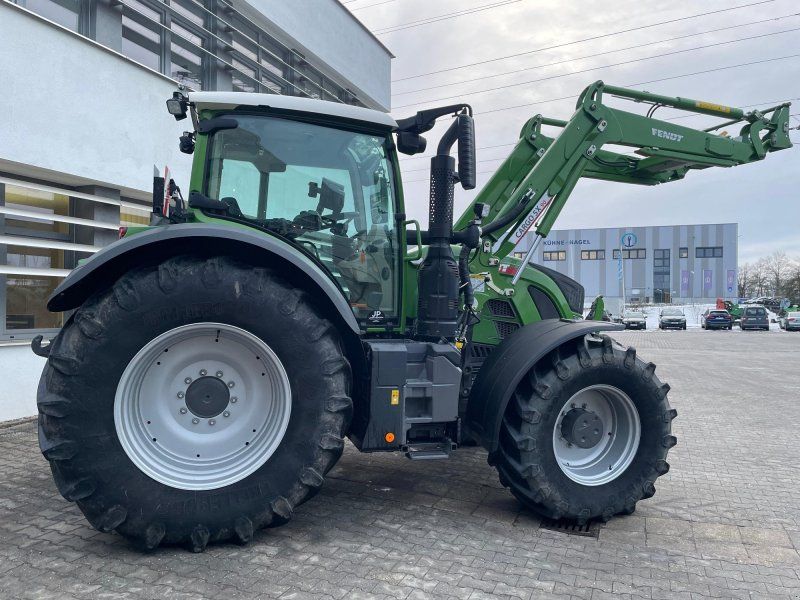 Fendt 724 Vario mit Frontlader