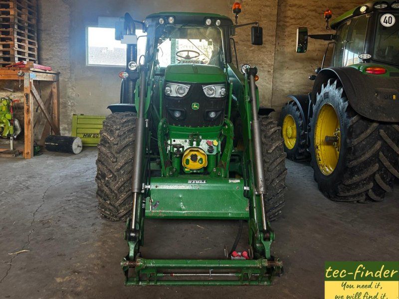 John Deere 6115 M / FL Stoll ProfLine 45.1