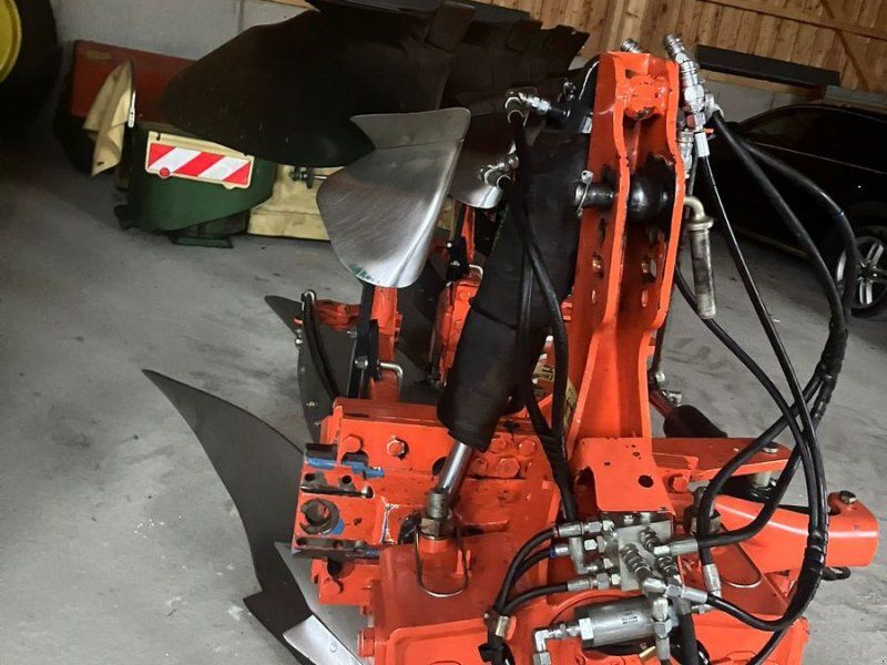 Kubota RM 3000 SV 4-scharig mit Steinsicherung