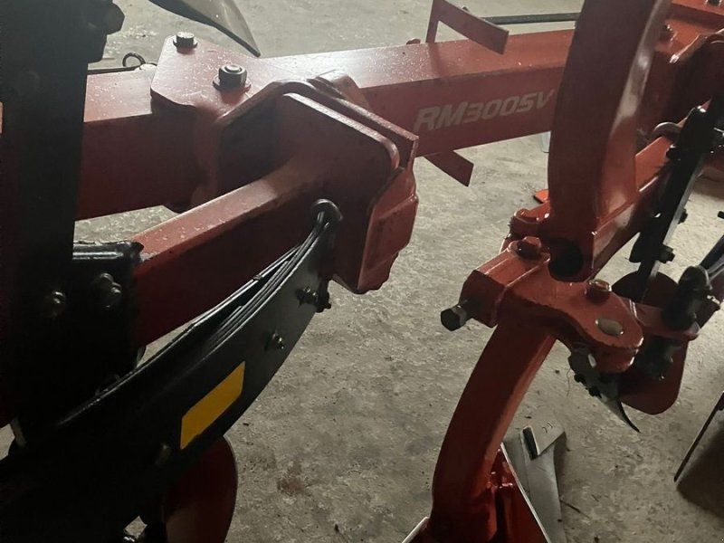 Kubota RM 3000 SV 4-scharig mit Steinsicherung