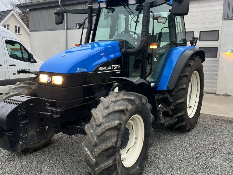 New Holland TS115 Turbo
