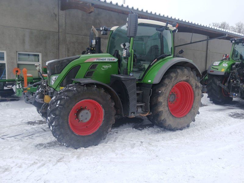 Fendt 724 S4 Profi+