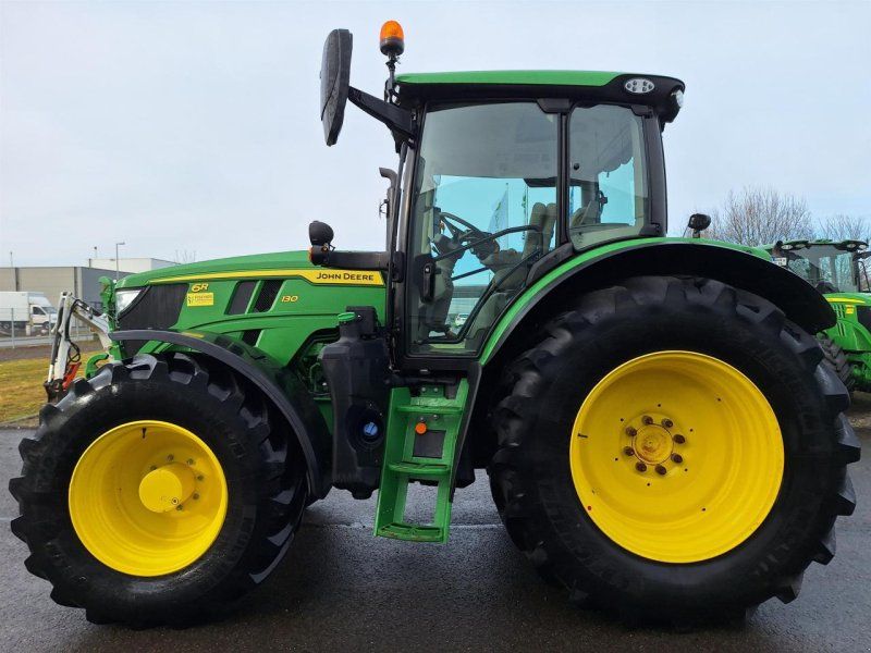 John Deere 6R 130