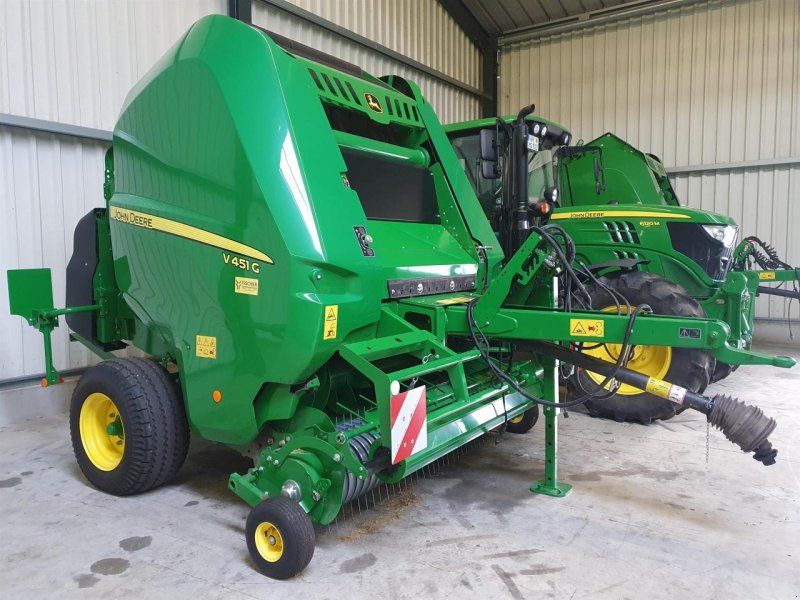 John Deere V451G