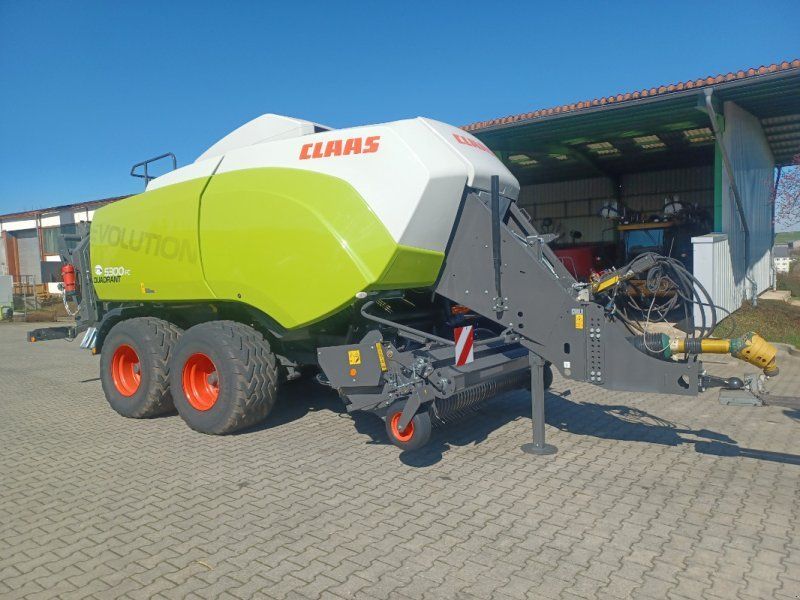 Claas Quadrant 5300 FC Evolution