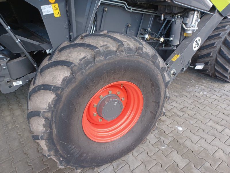 Claas Lion 6900 Terratrac + Vario V 930