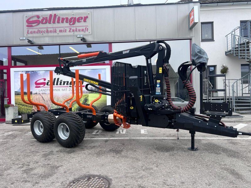 BMF 8T1-E mit 720 Kran