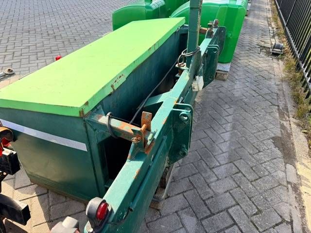 Frontbox, Frontschuif Opbergkist