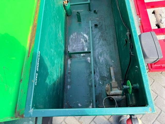 Frontbox, Frontschuif Opbergkist