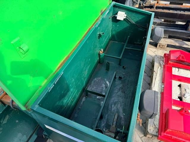 Frontbox, Frontschuif Opbergkist