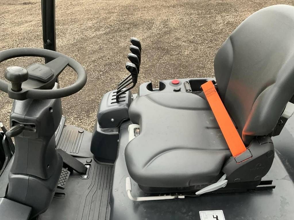 Doosan B35X-7 plus NIEUW, Overjarig!