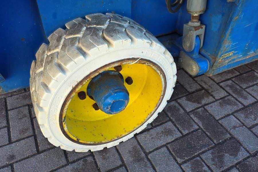 Holland Lift Combistar N-165EL12 Electric, 18.5m Working Height