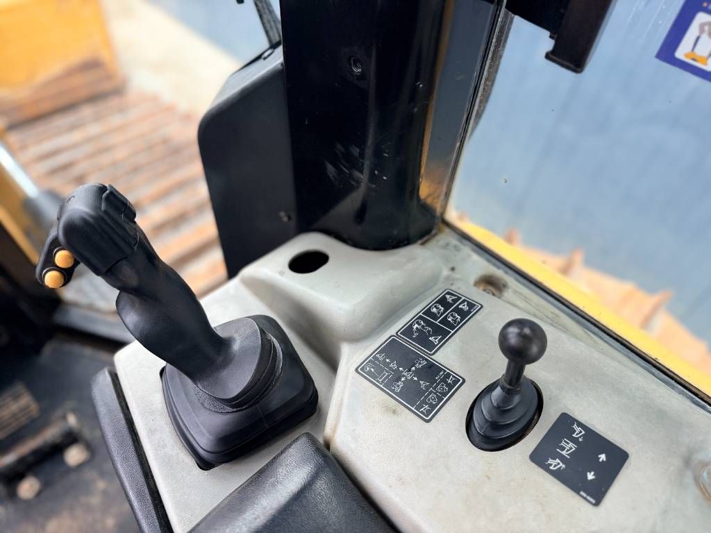 CAT D6N LGP | 90% good U/C | Foldable blade