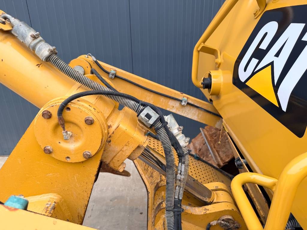 CAT D6N XL - Foldable Blade