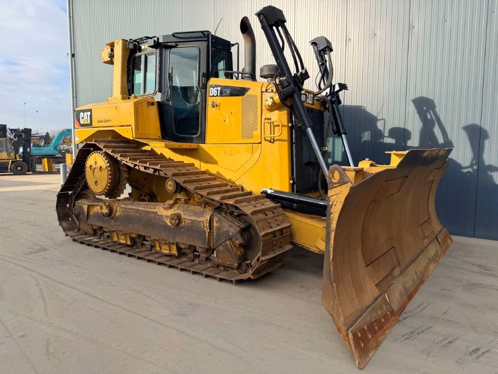 CAT D6T XW | Trimble GPS Integrated | VPAT blade