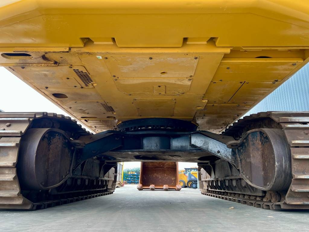 CAT 374FL ME | U/C 70%