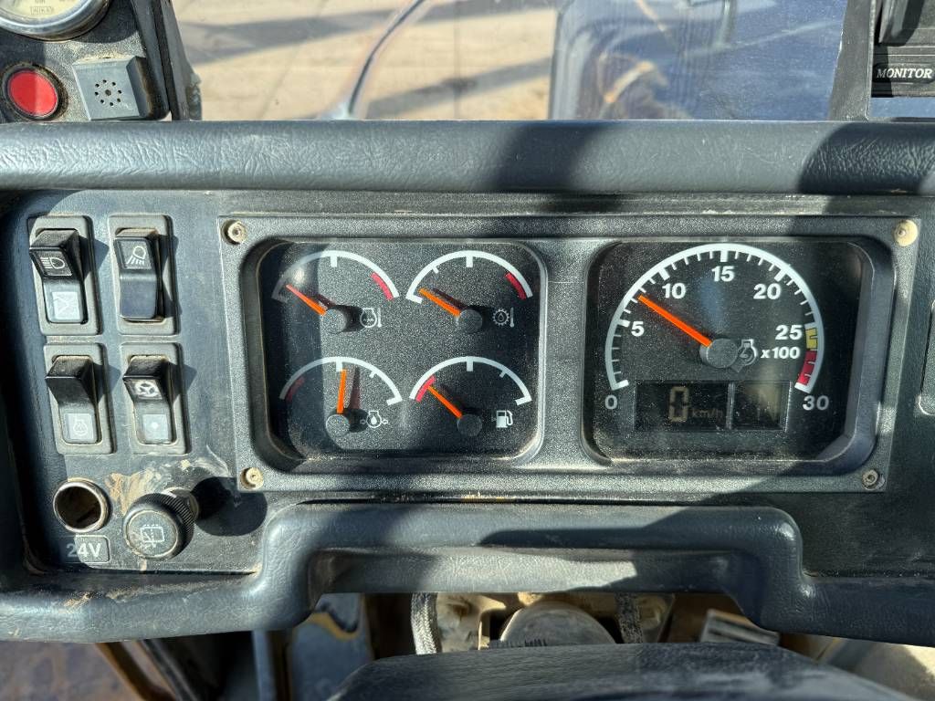 CAT D400E - German Machine / Body Heating