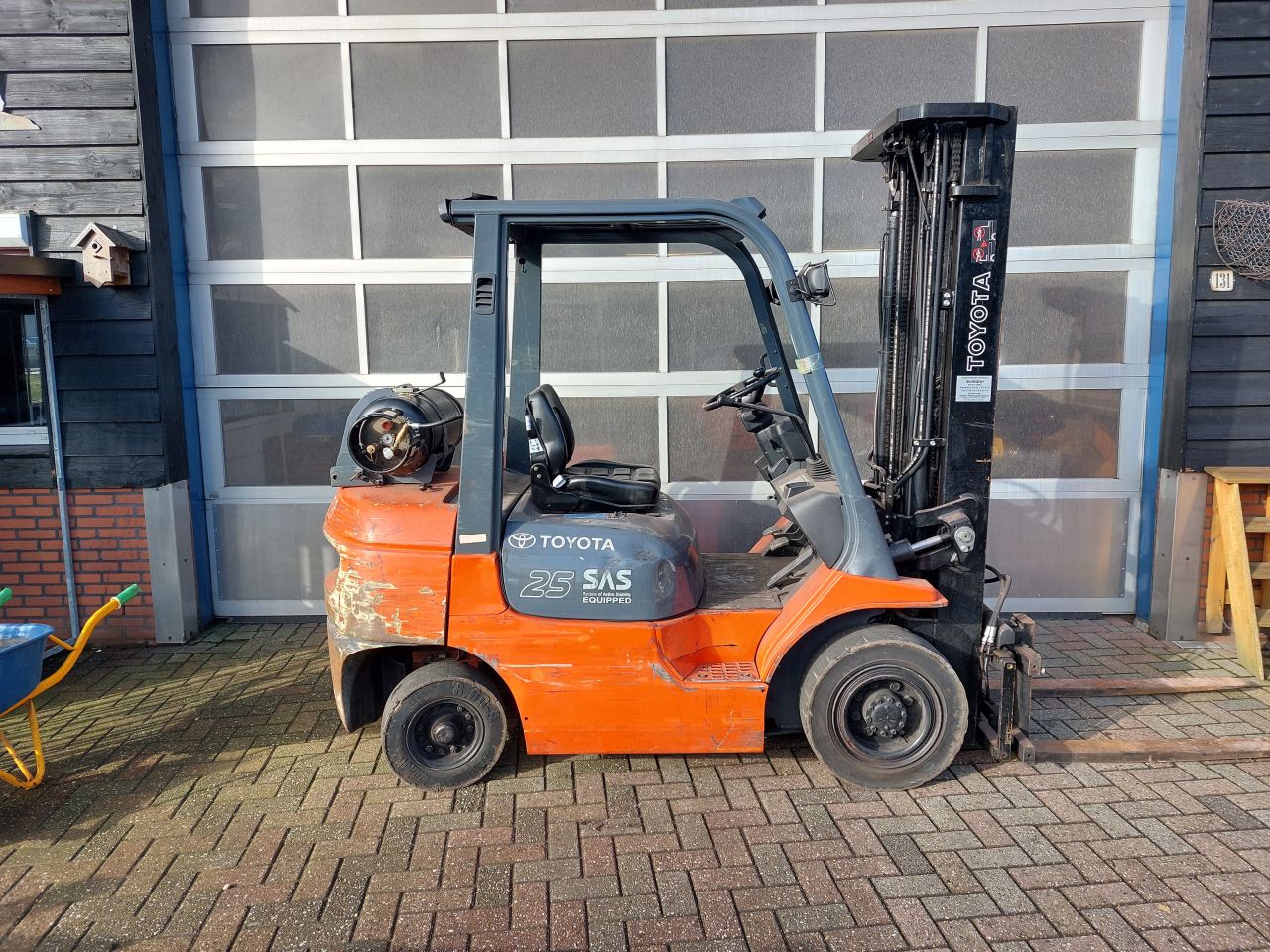 Toyota 42-7FGF25 triplex sideshift