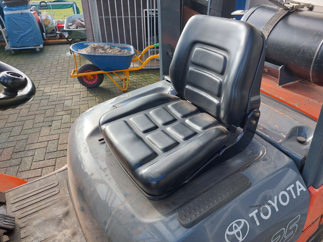 Toyota 42-7FGF25 triplex sideshift