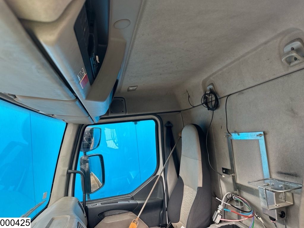 Renault Midlum 210 15802 Liter, LPG GPL, Gastank, Steel suspension