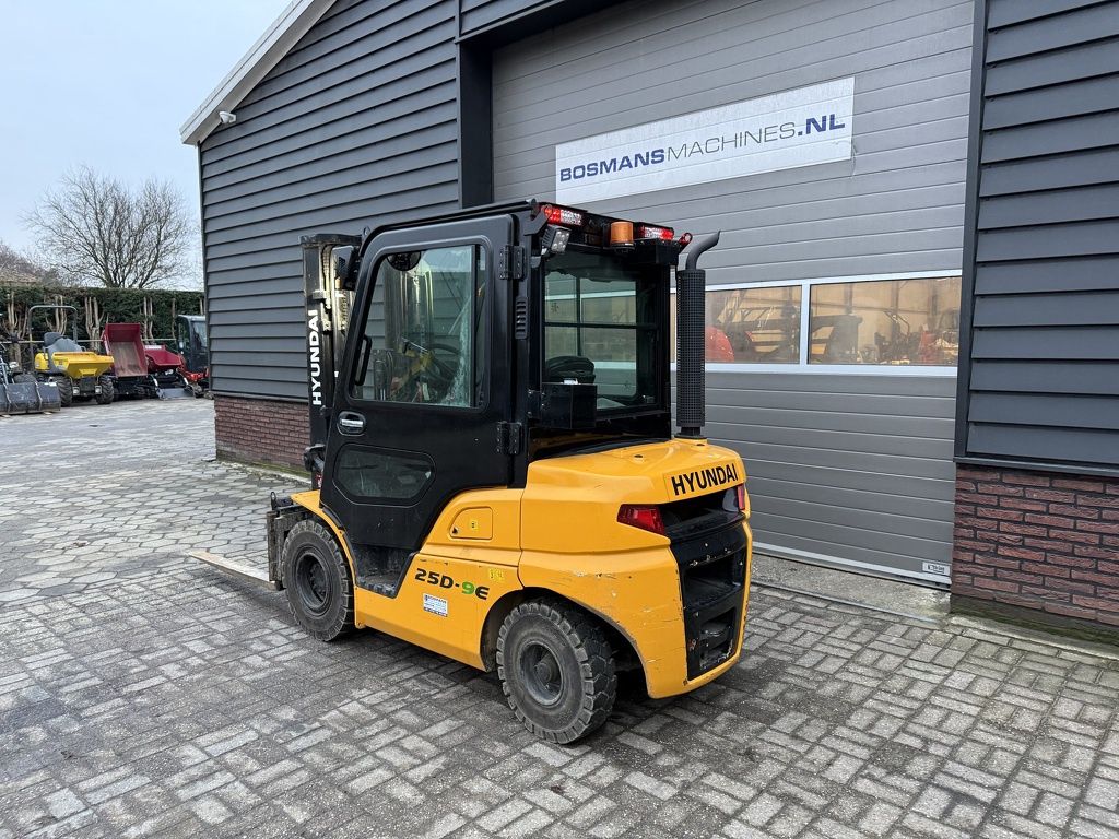 Hyundai TE HUUR Hyundai Heftruck 2.5 T diesel