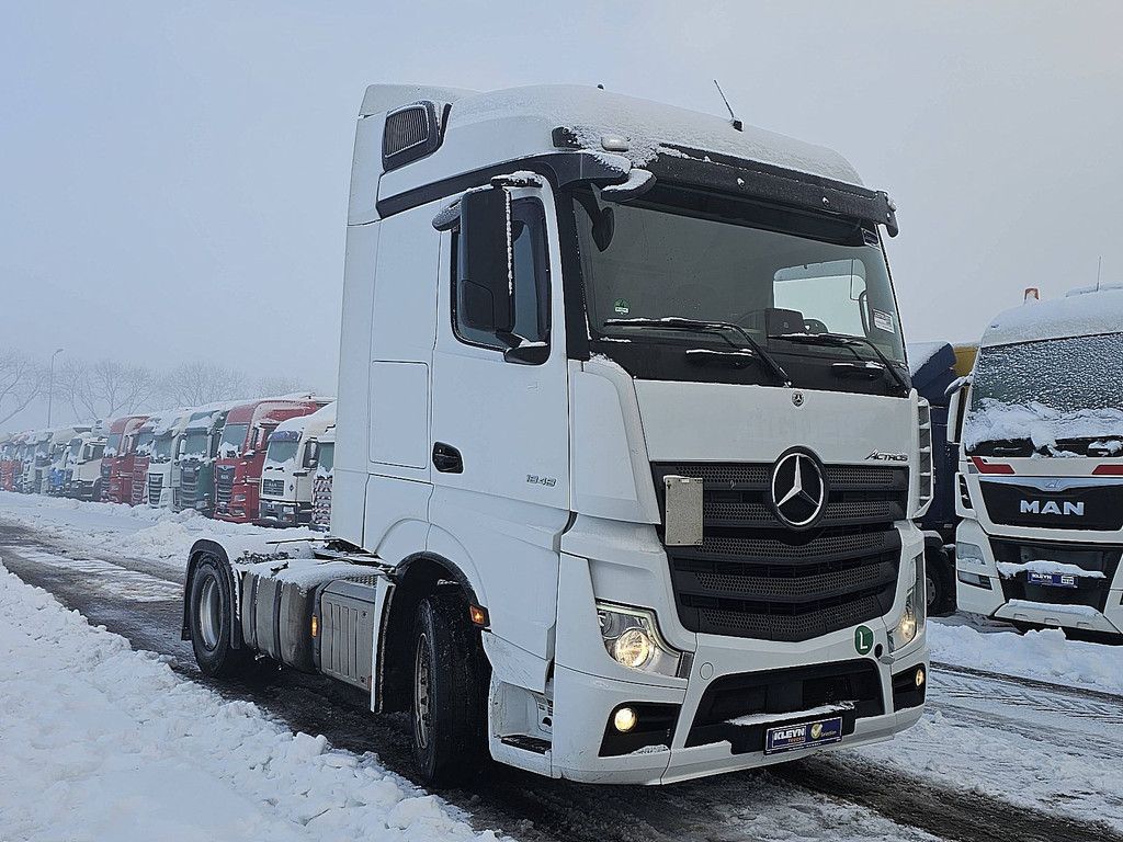 MERCEDES-BENZ ACTROS 1848 LS retarder 2x tank