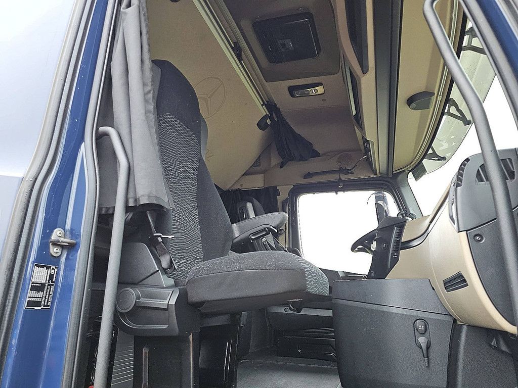 MERCEDES-BENZ ACTROS 1851