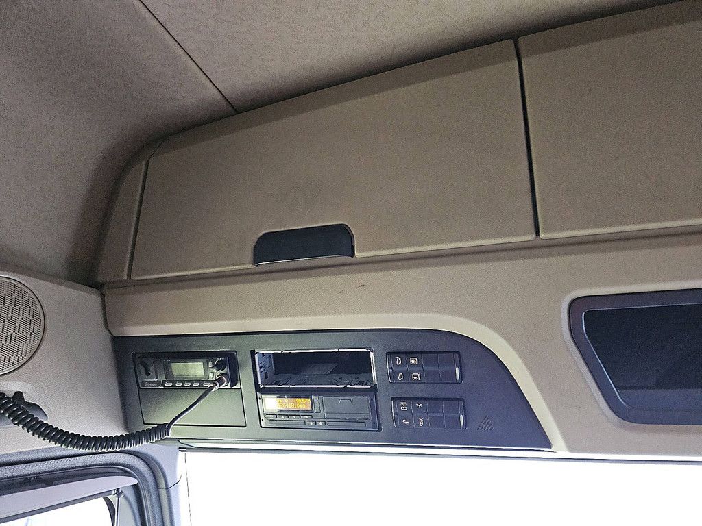 MERCEDES-BENZ ACTROS 1851