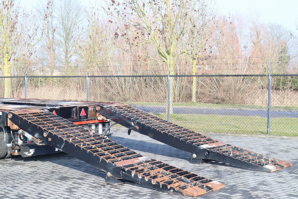 Istrail 4-AXLE SEMI-TRAILER | HYDR RAMPS | HYDR WIDENING | EXTENTION