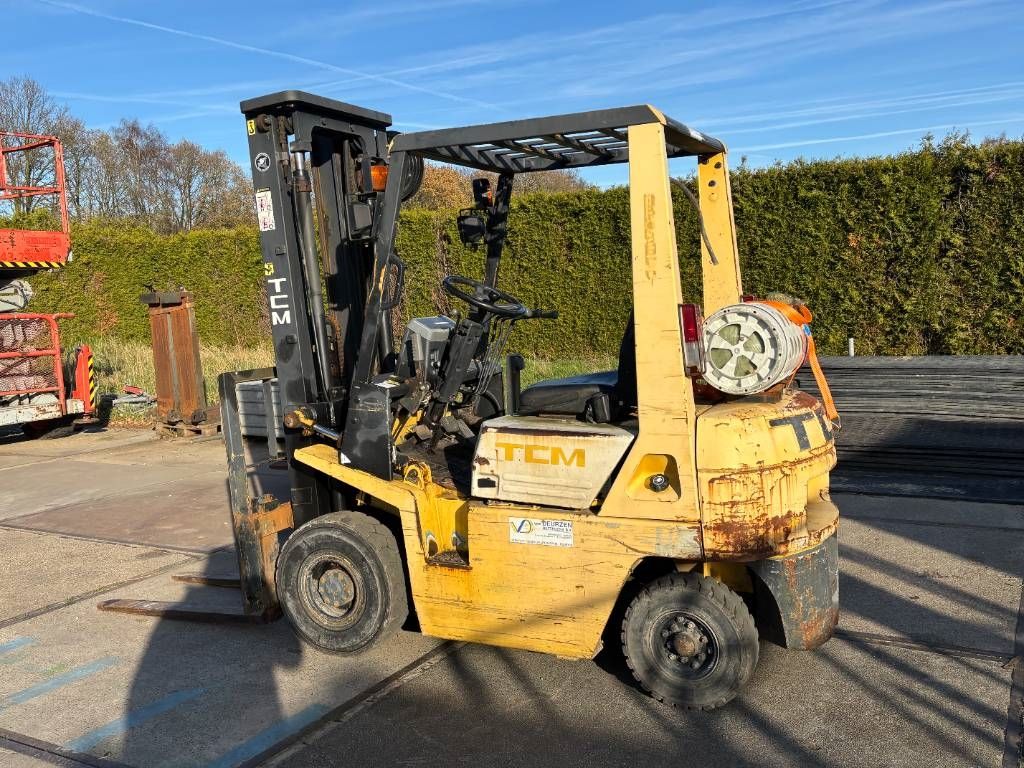 TCM FG15N17T 1.5 ton LPG heftruck triple mast