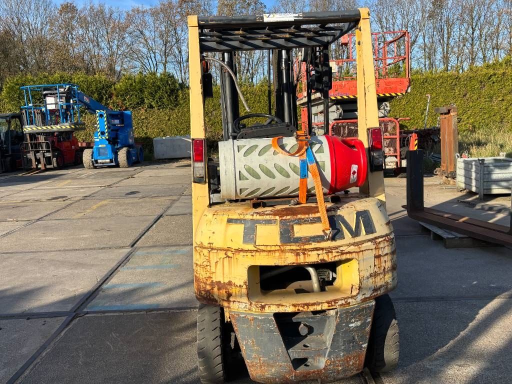 TCM FG15N17T 1.5 ton LPG heftruck triple mast