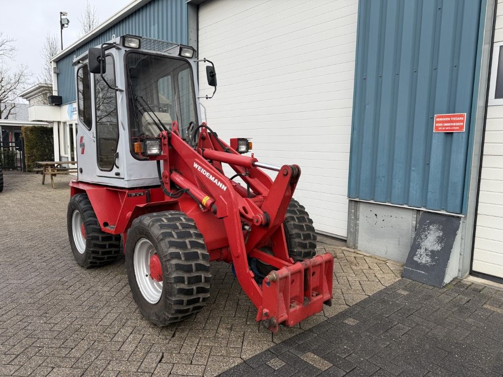 WEIDEMANN 3004 ( BJR 1997 ) 6700 UUR