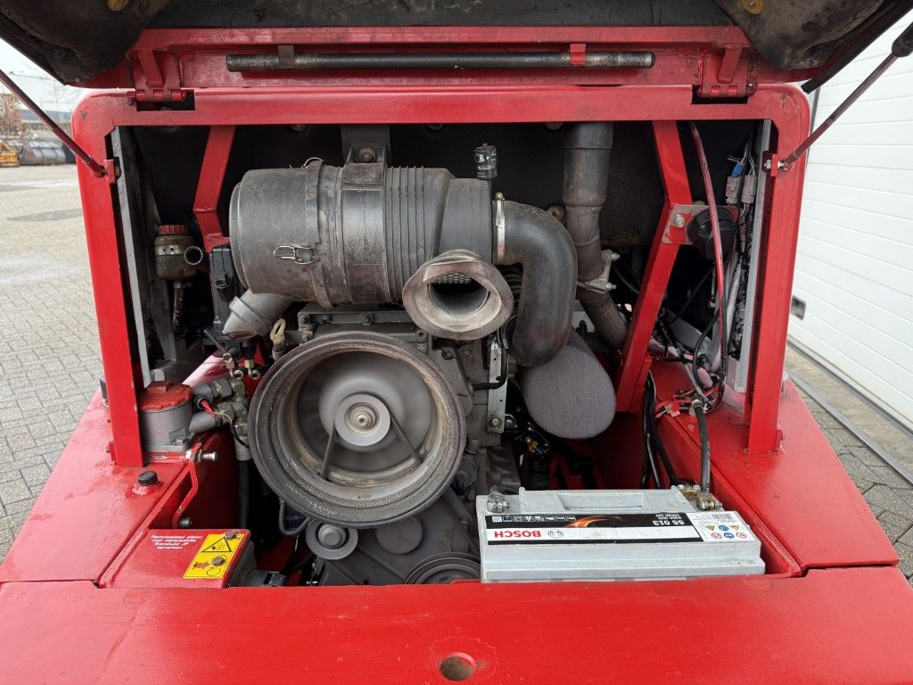 WEIDEMANN 3004 ( BJR 1997 ) 6700 UUR