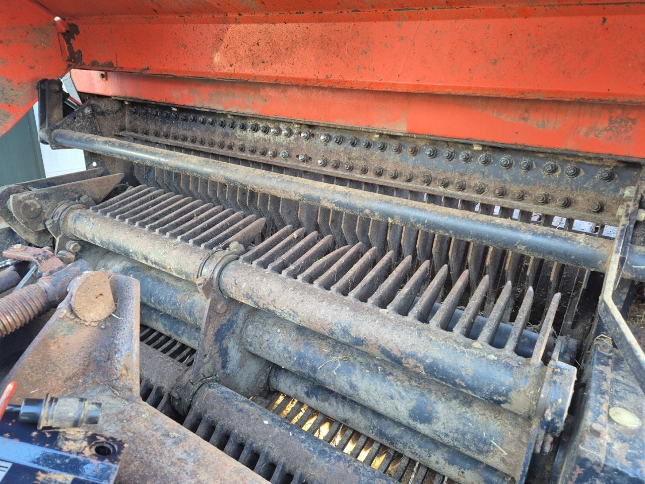 Deutz fahr F 570 opraapwagen stalvoeren ladewagen