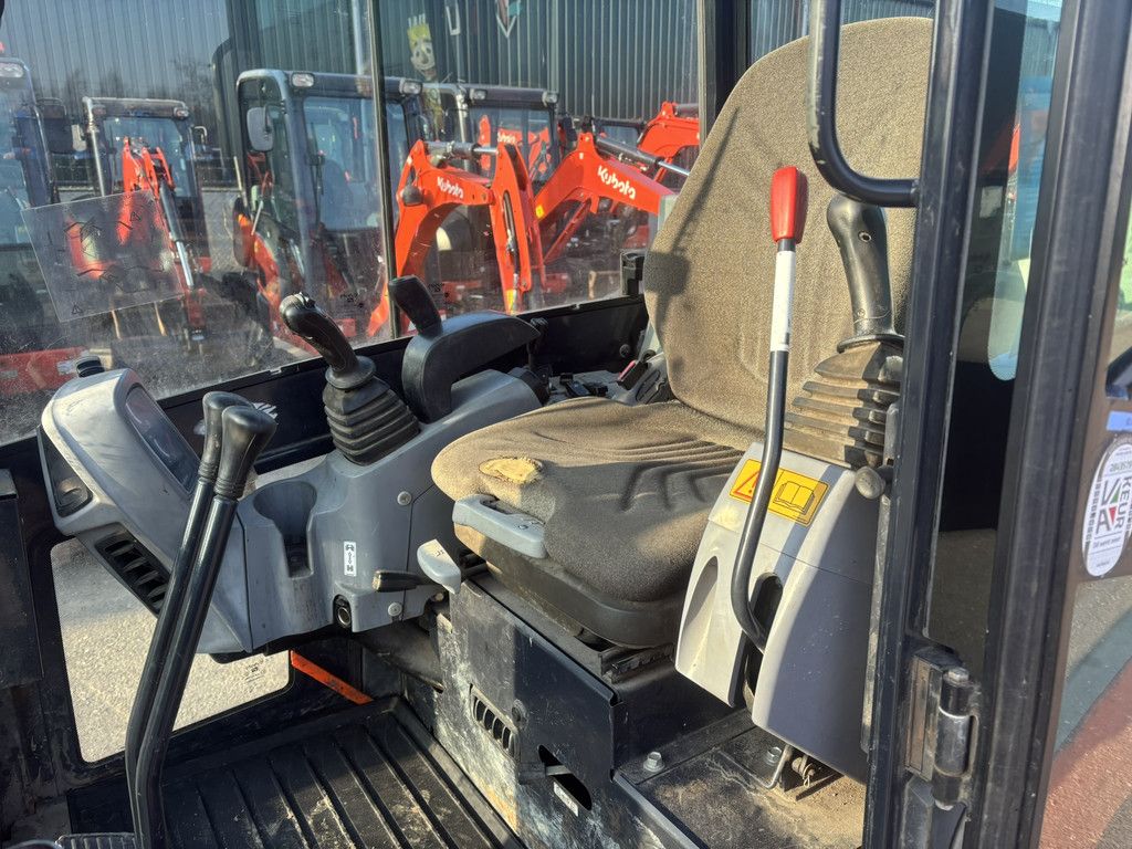 KUBOTA KX019-4