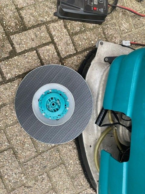 Tennant Schrobzuigmachine 5680